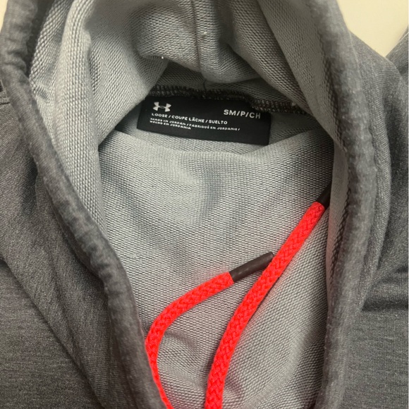 Under Armor pullover small - Picture 2 of 3